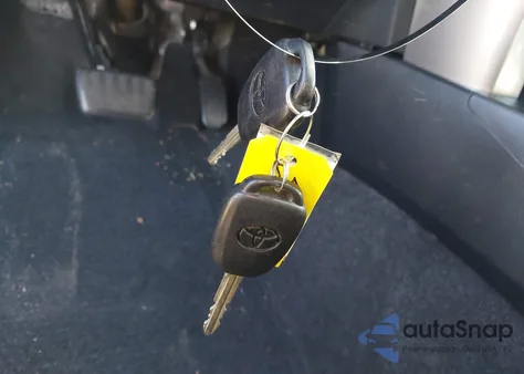 2017 Toyota Rav4 Xle из США, поврежденный, VIN JTMWFREVXHD104159